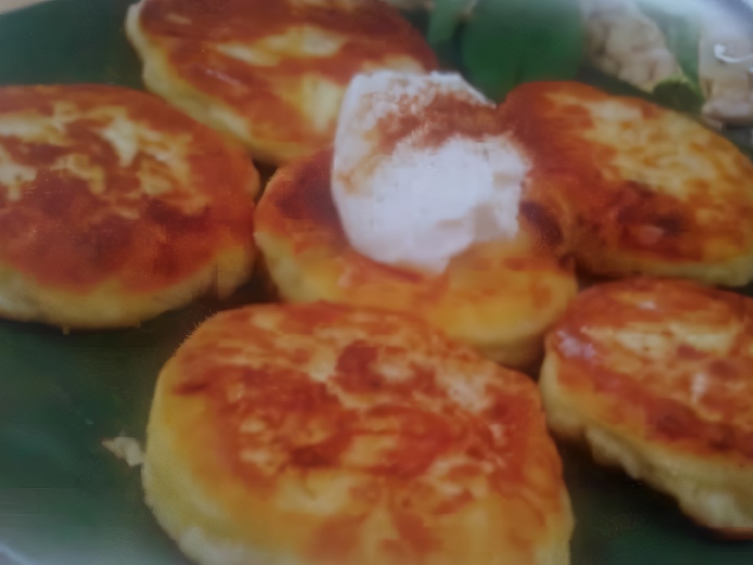 Cheese Pancakes with Apples