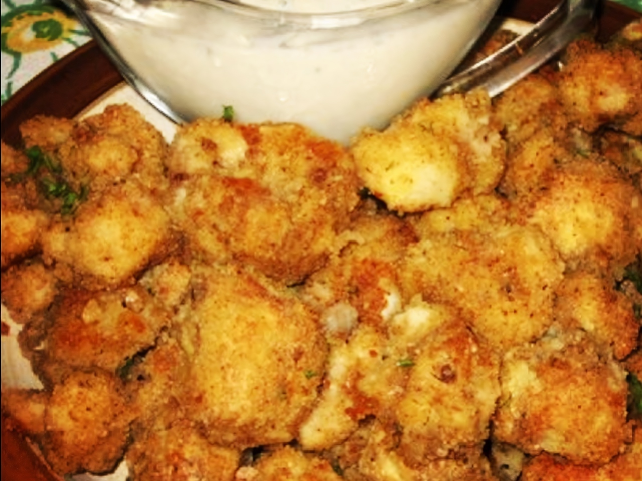 Breaded Cauliflower with Garlic Sauce
