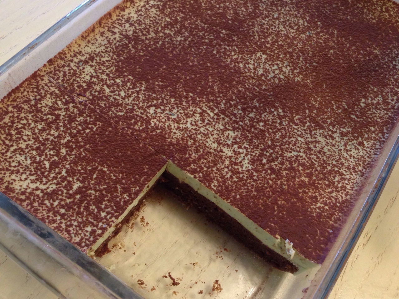 Diet Brownies with Mint Layer