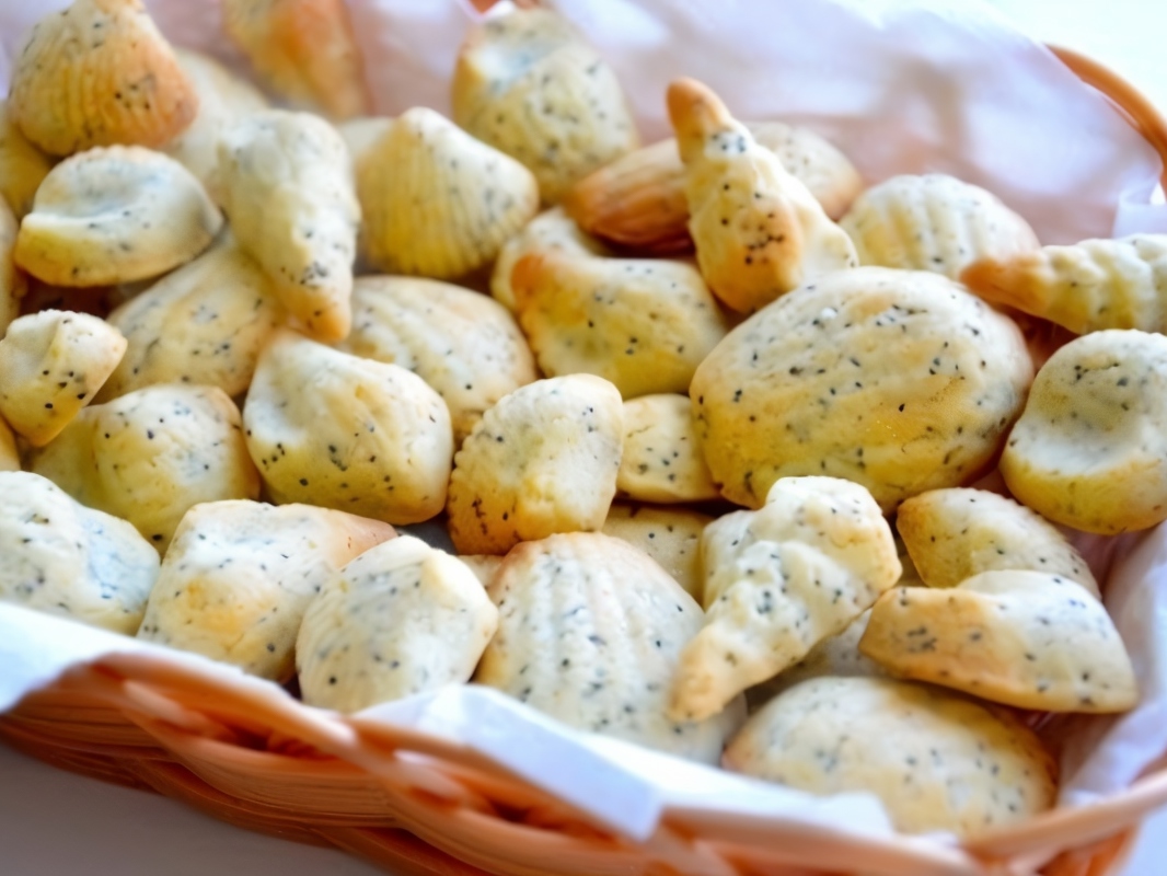 Homemade Madeleines with Lemon Zest