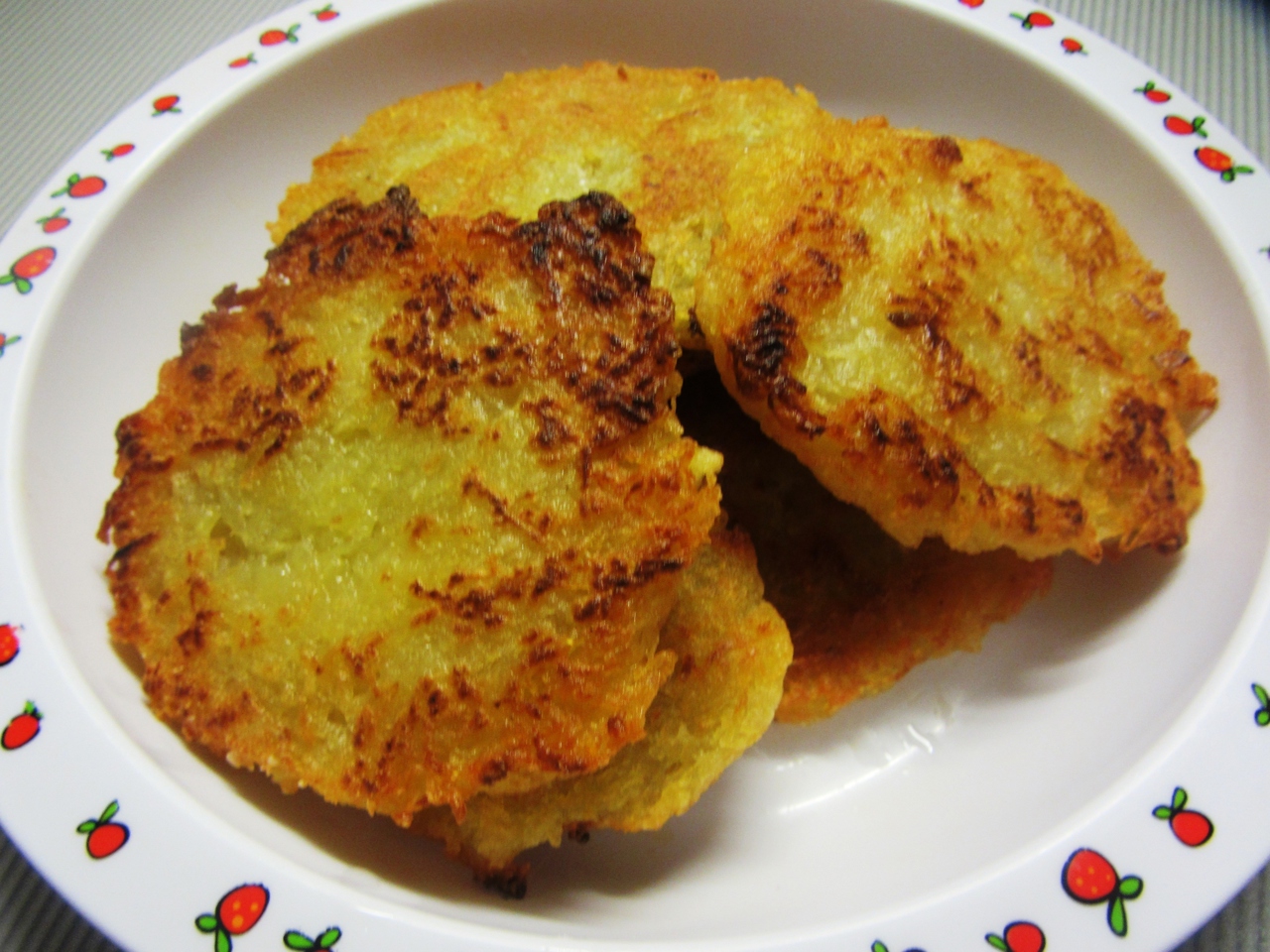 Ukrainian Potato Pancakes with Sour Cream