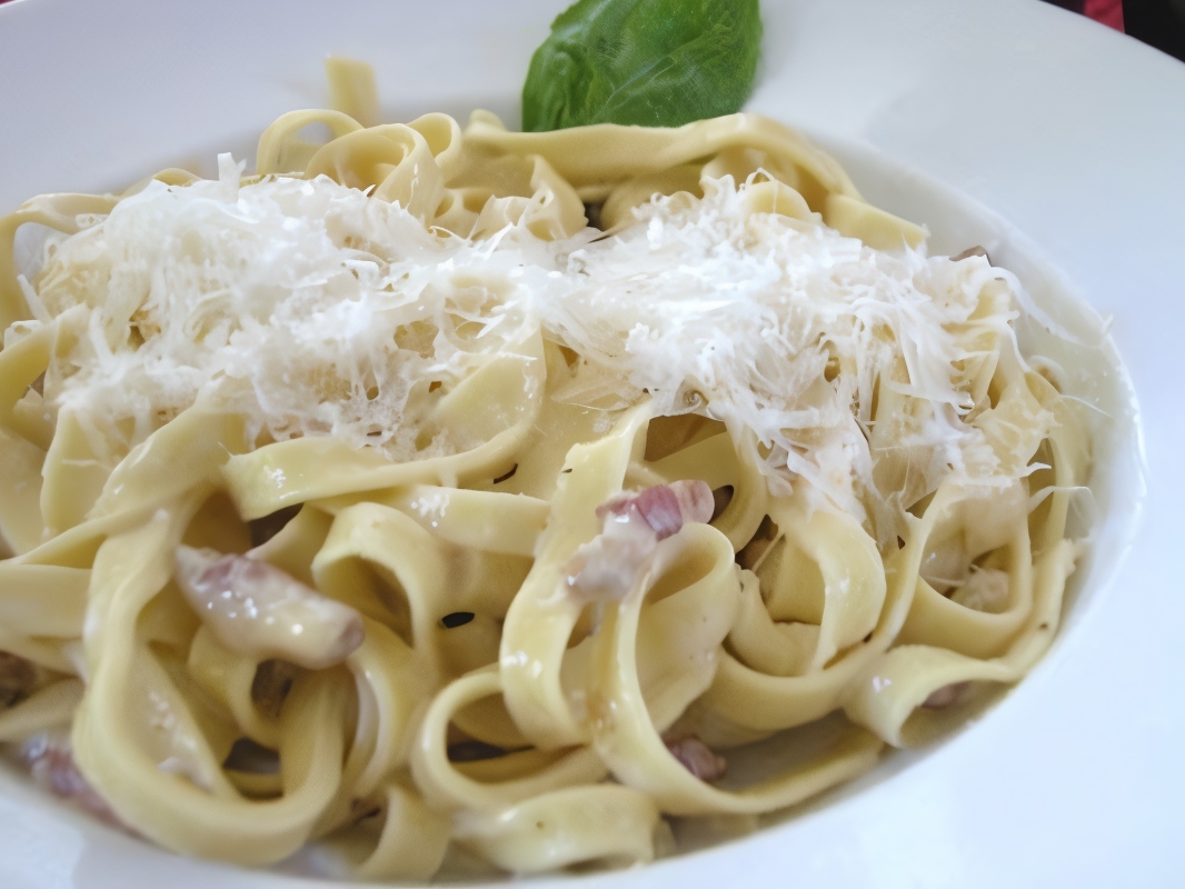 Fettuccine Carbonara
