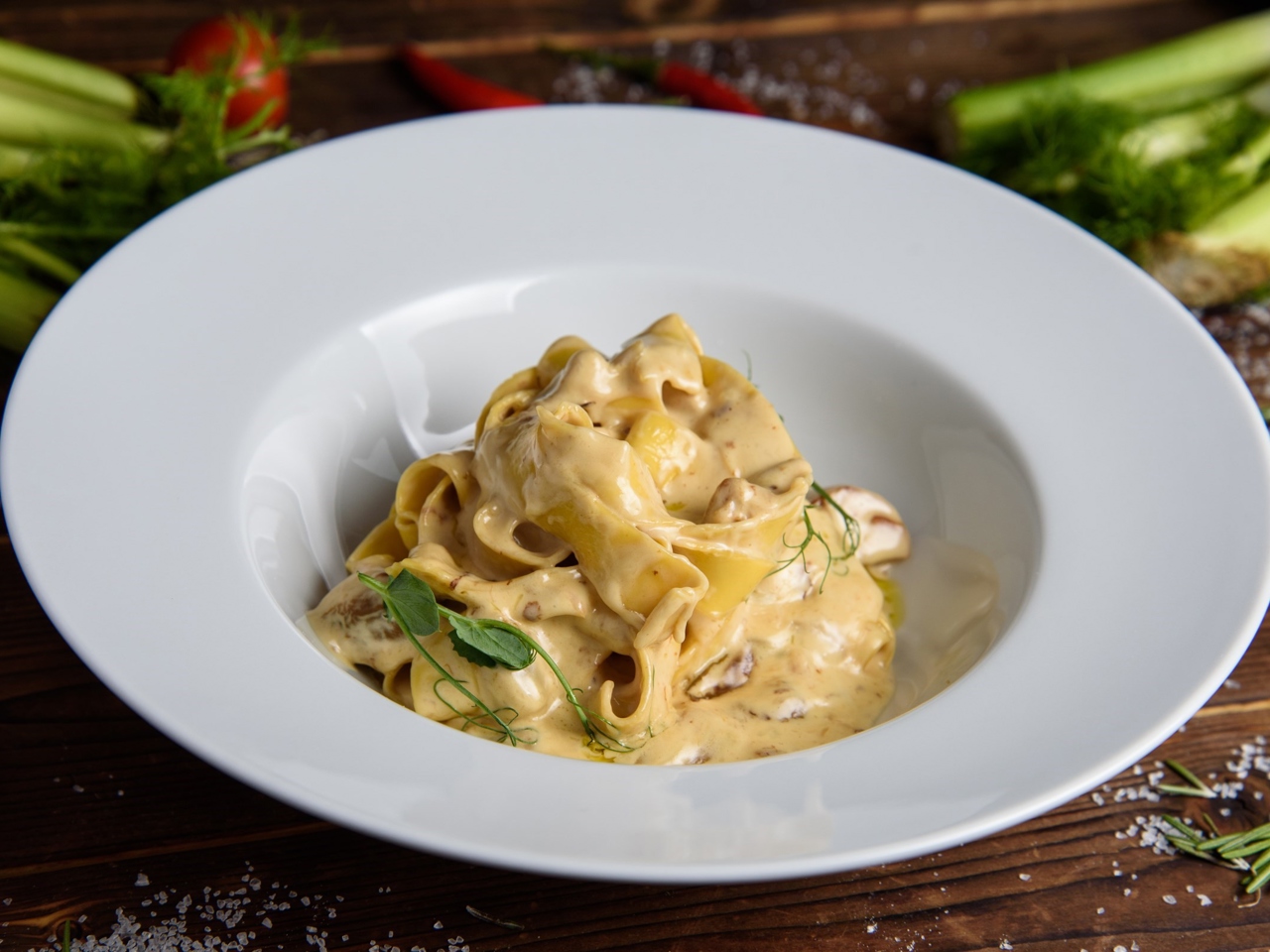 Fettuccine with Porcini Mushrooms and Parmesan