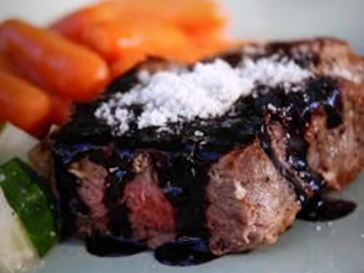 Filet Mignon in Balsamic Glaze