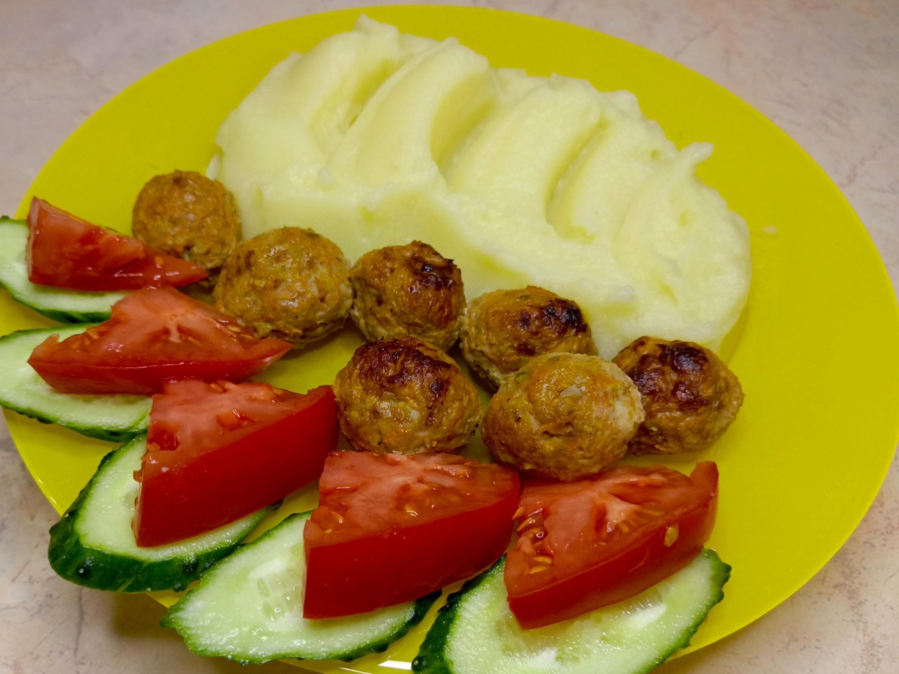 Meat and Vegetable Meatballs