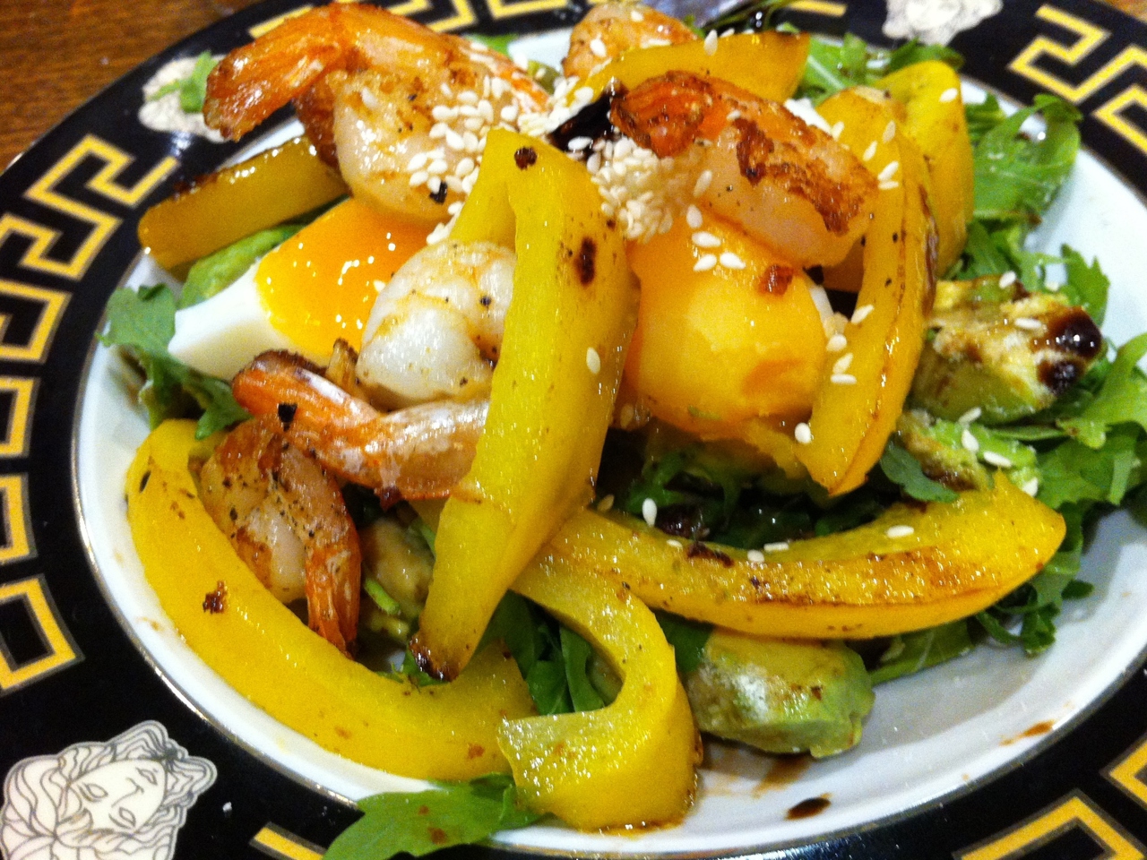Hot Salad with Arugula, Shrimp, and Avocado