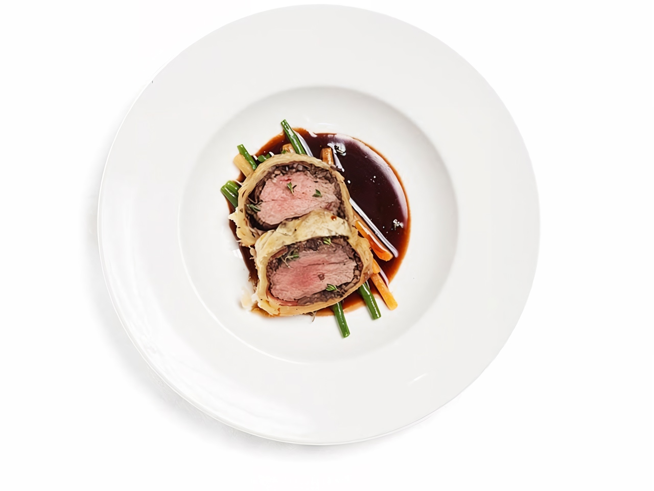 Beef Wellington with Green Beans