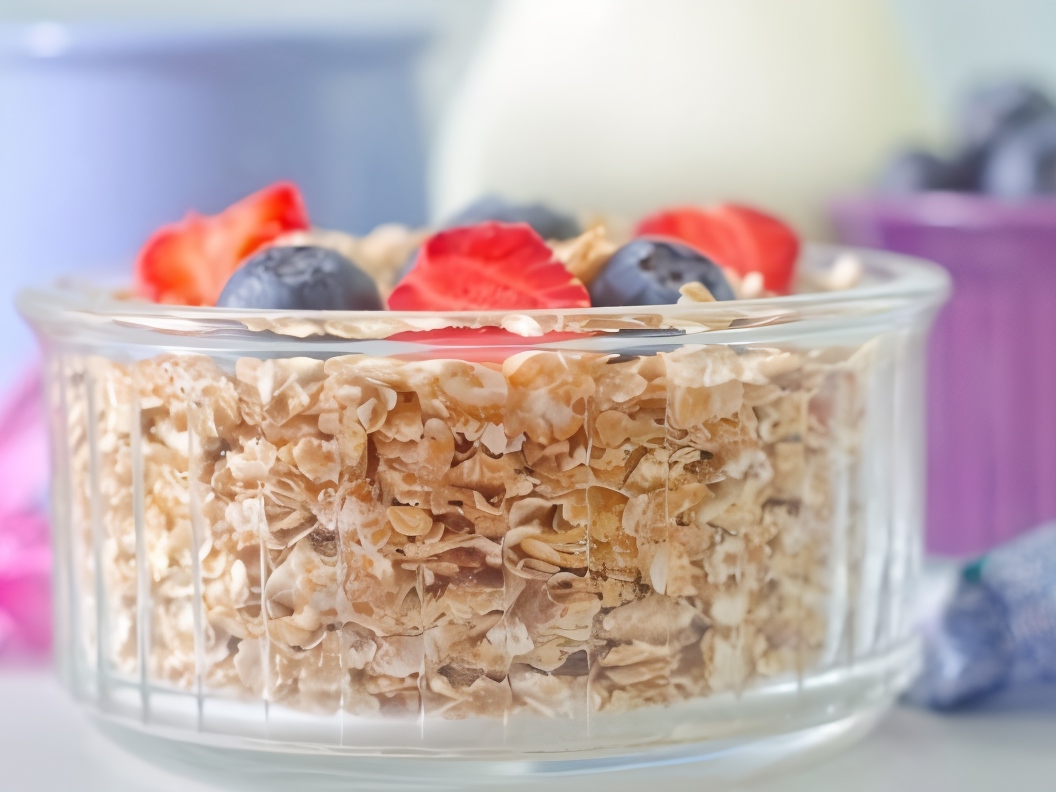 Granola with Spices, Nuts, and Honey
