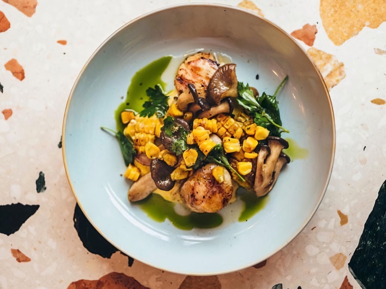 Scallops with Corn and Mushrooms