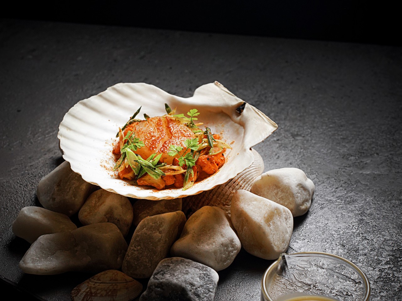 Scallops with Chanterelles and Green Beans