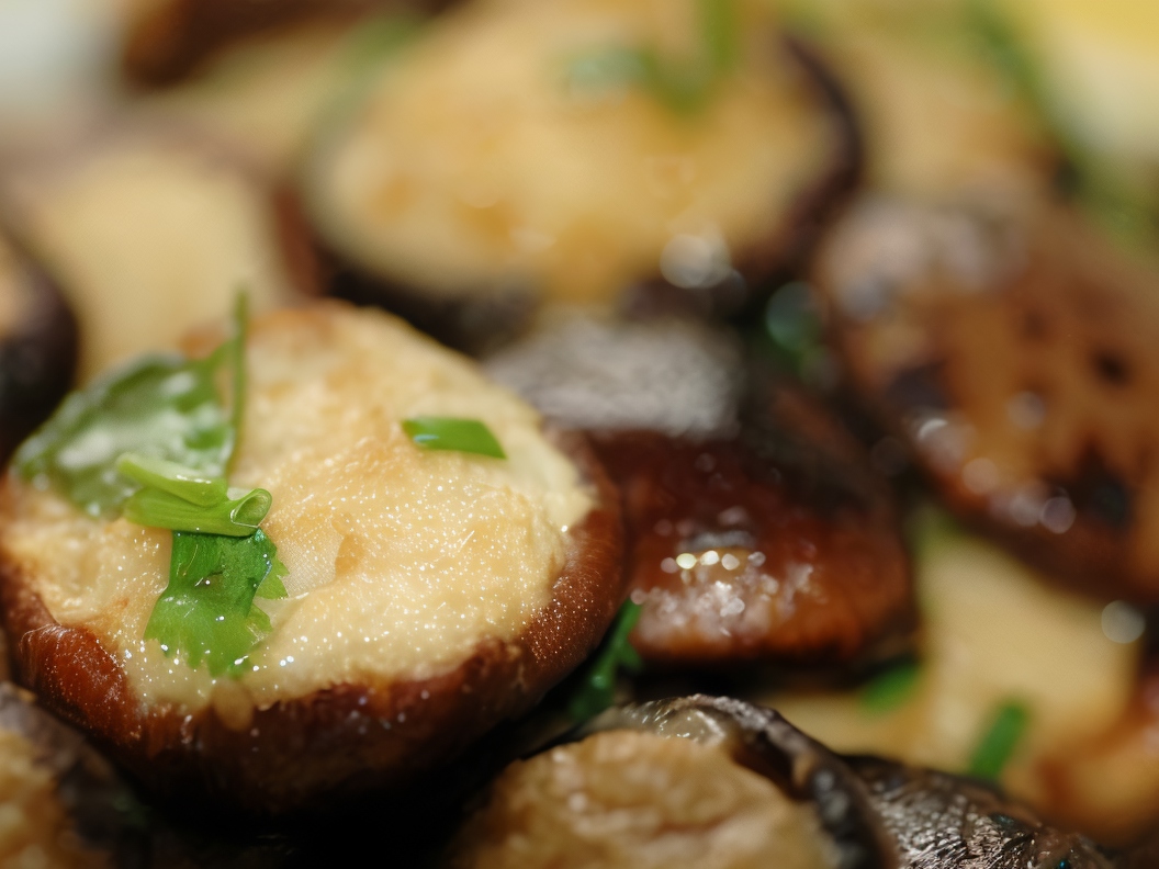 Mushroom Caps with Smoked Mozzarella and Thyme