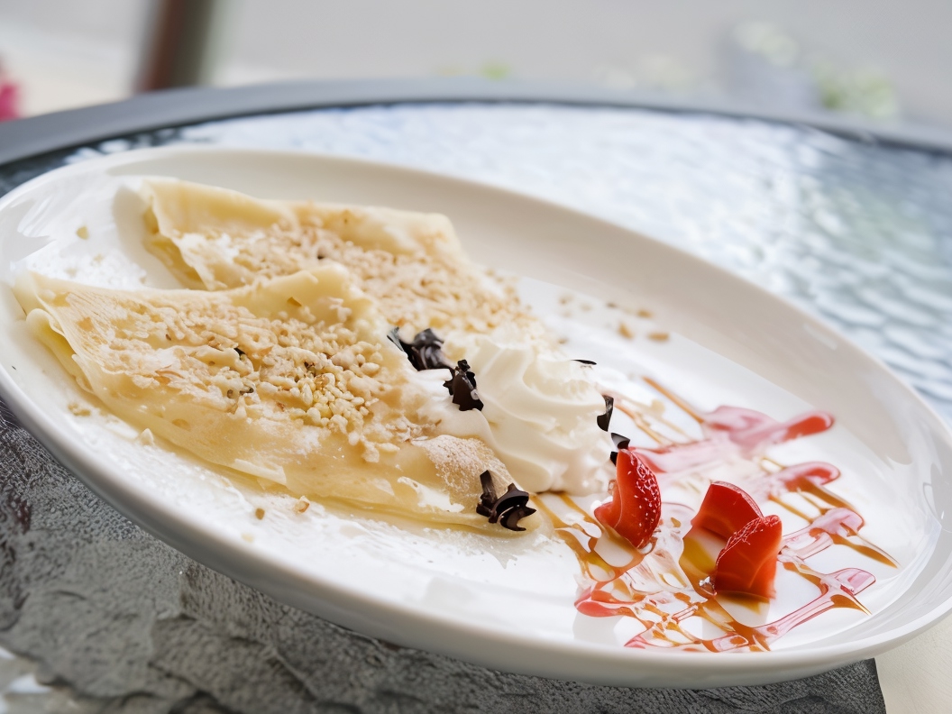 Crispy Tortillas with Berry Sauce