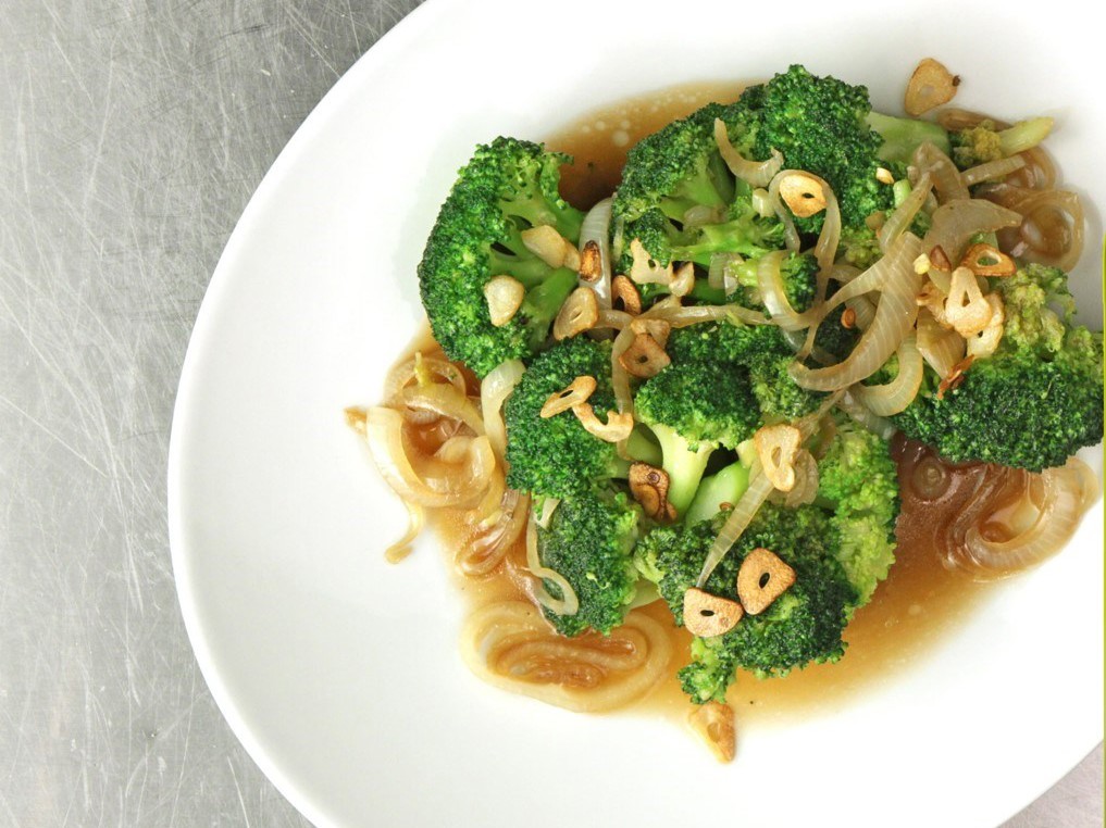Crispy Broccoli in Oyster Sauce