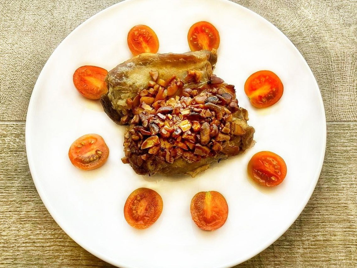 Turkey with Cashew and Macadamia Nuts