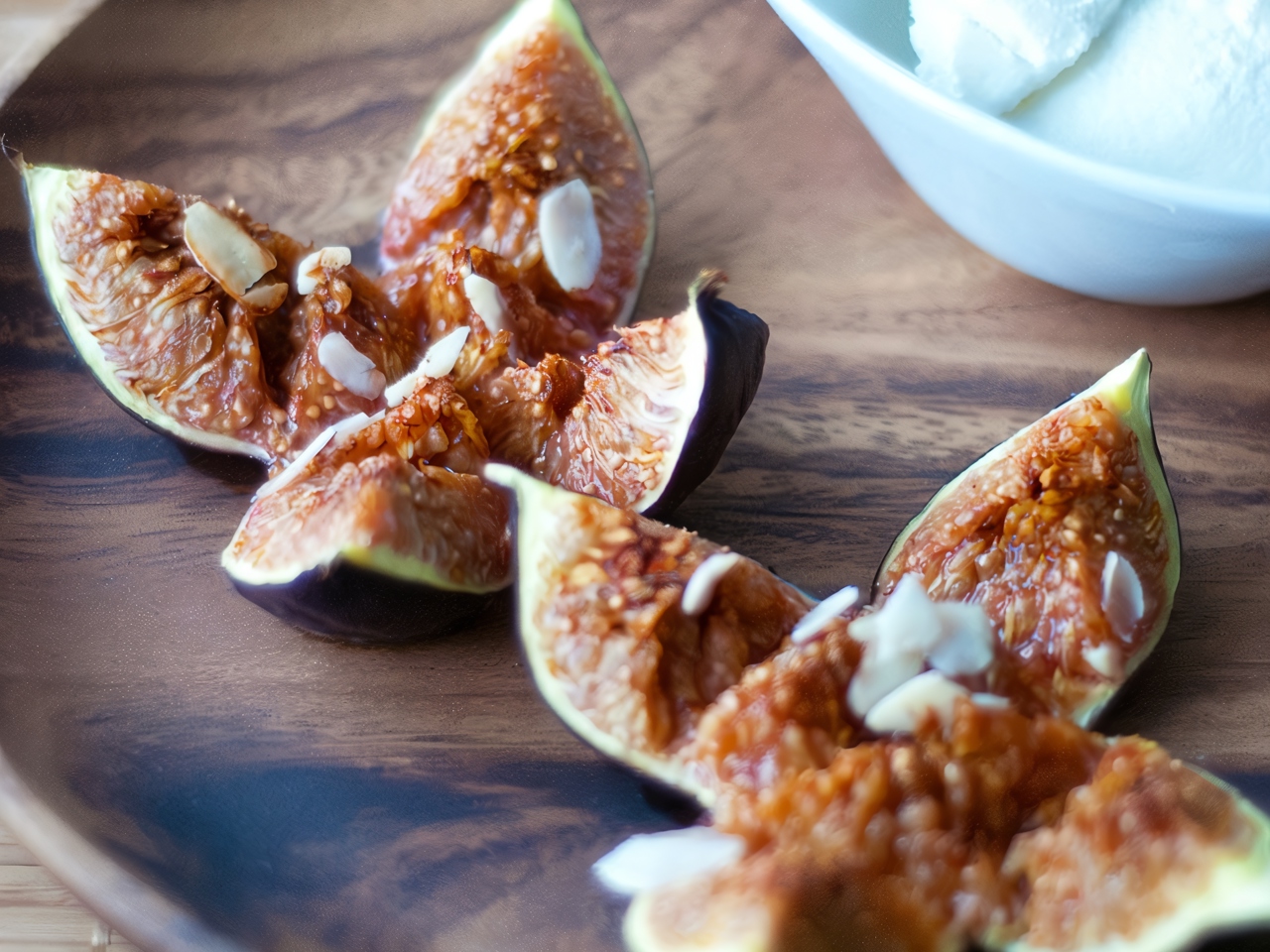 Fig with Honey, Almonds, and Ricotta