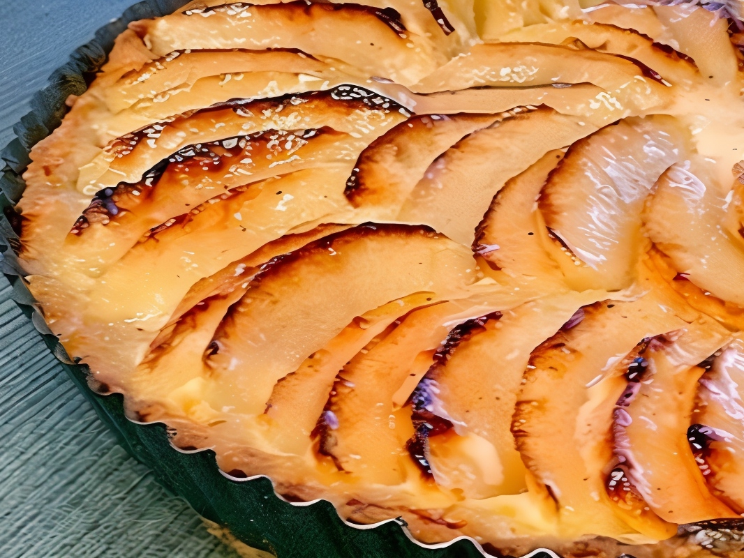 Apple Tart with Sour Cream