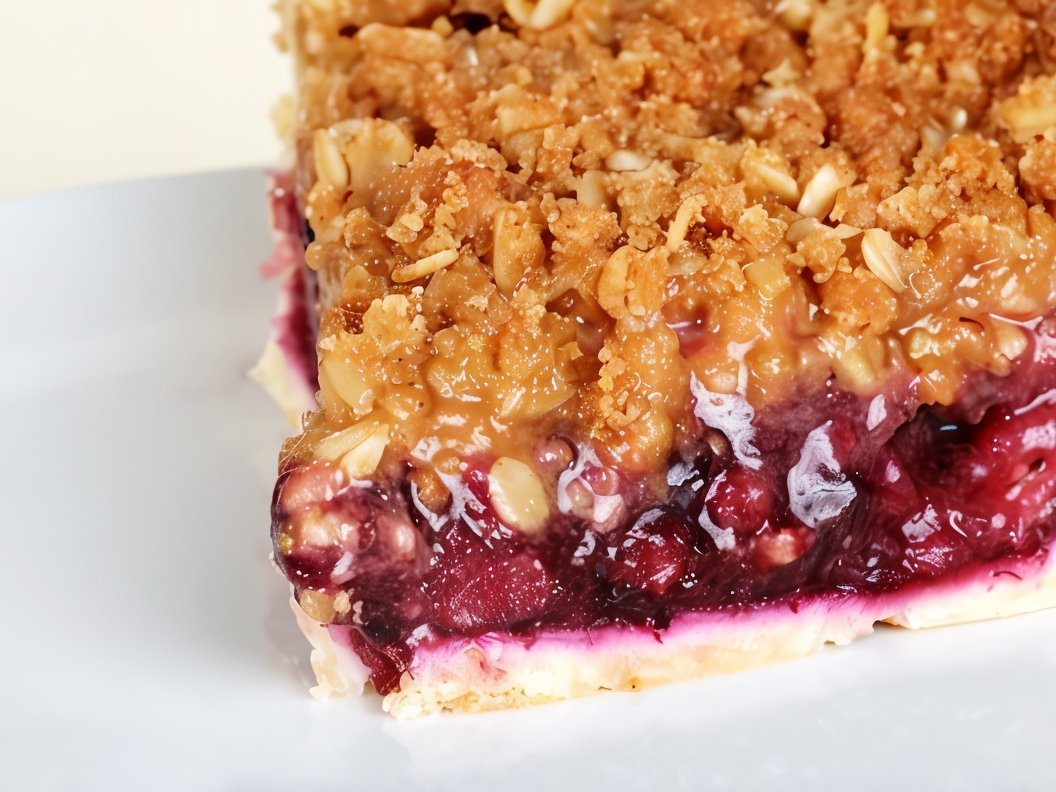 Berry Crumble with Granola
