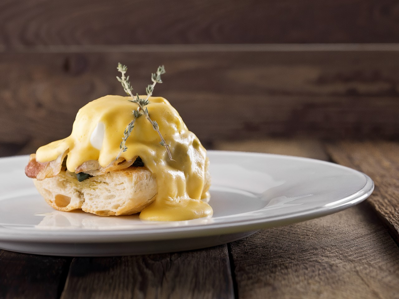 Eggs Benedict with Spinach