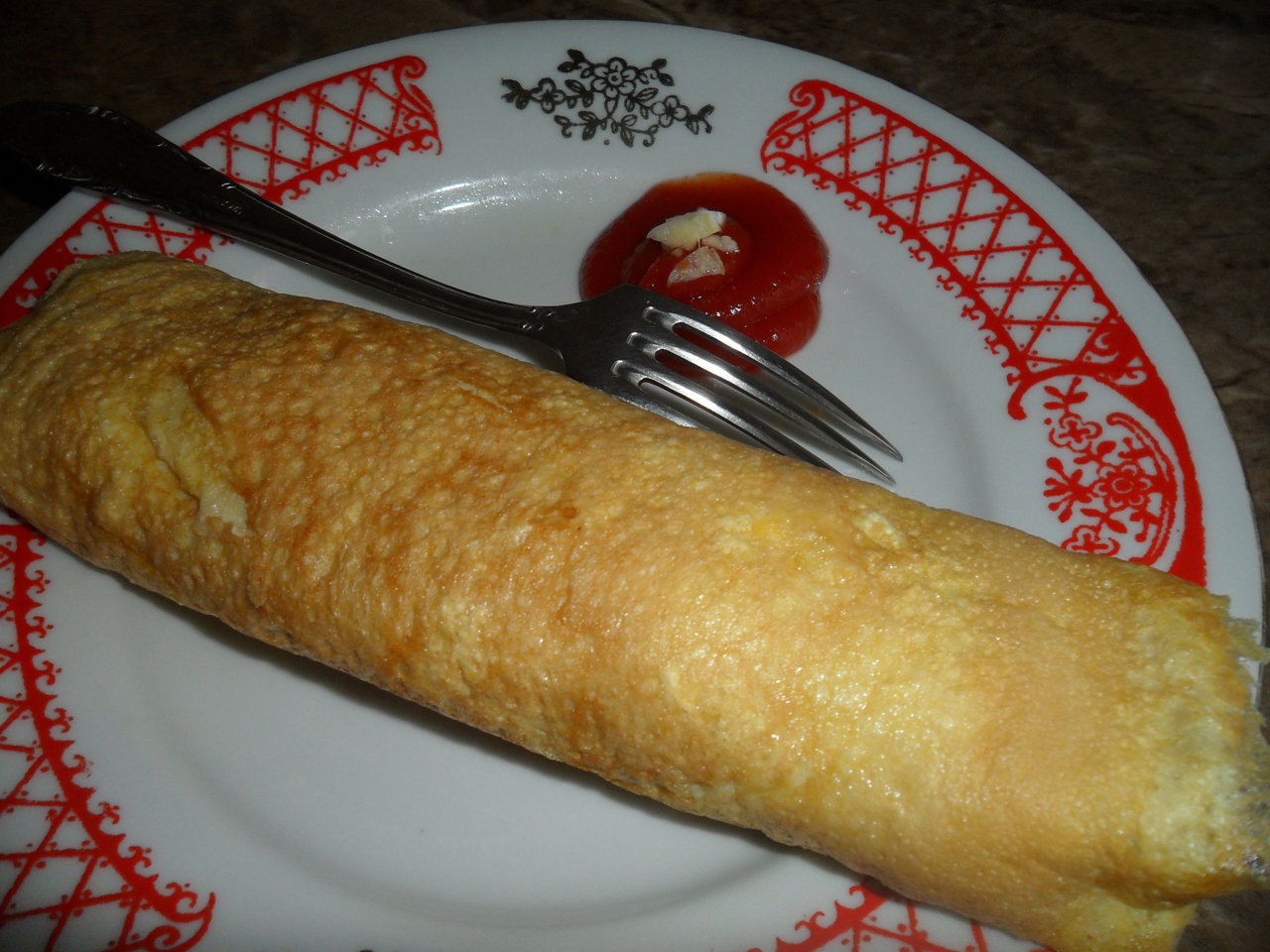 Egg Roll with Salad