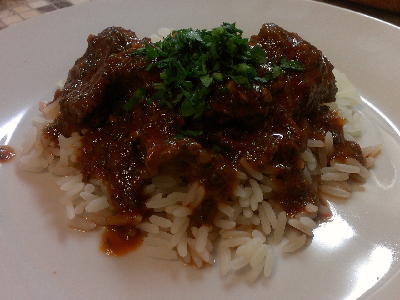 Beef Escalopes in Tomato-Wine Sauce