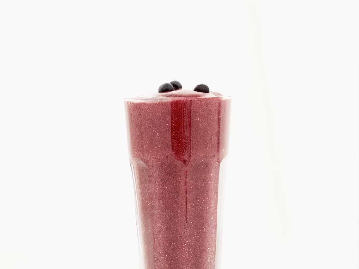 Yogurt Banana Smoothie with Blueberries