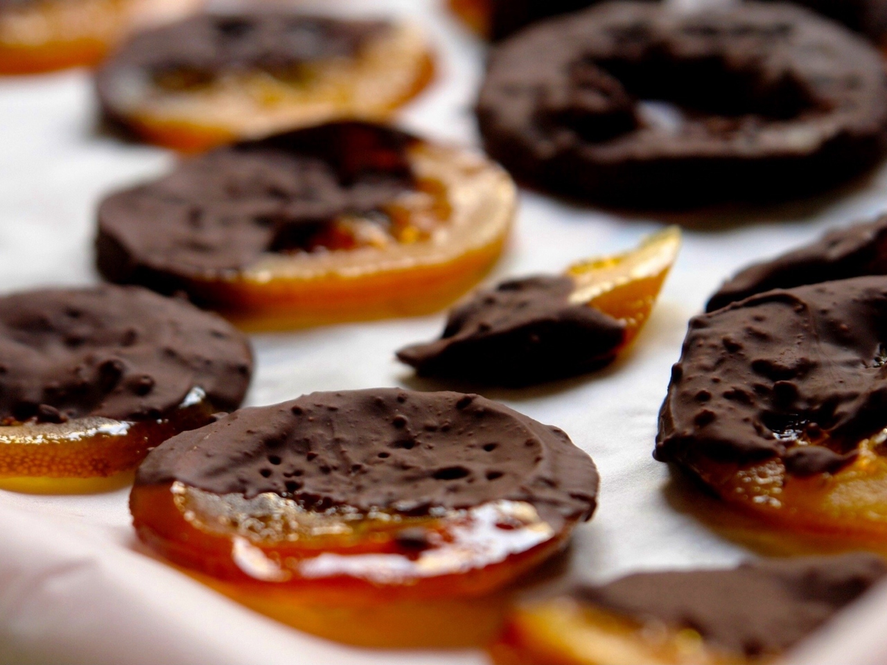 Caramelized Oranges in Chocolate