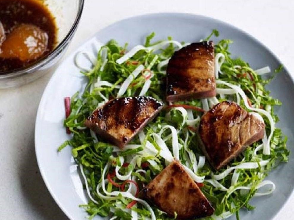 Caramelized Tuna in Apricot Glaze
