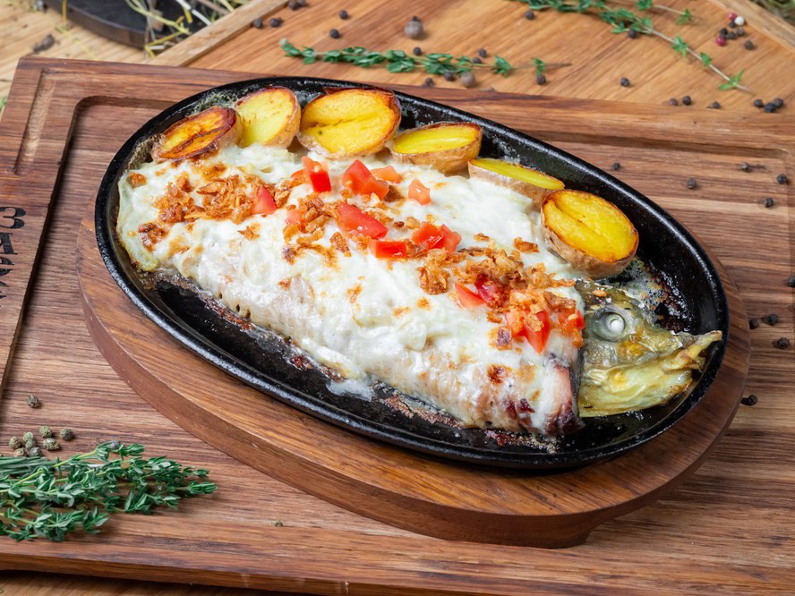 Crucian Carp in Sour Cream Sauce