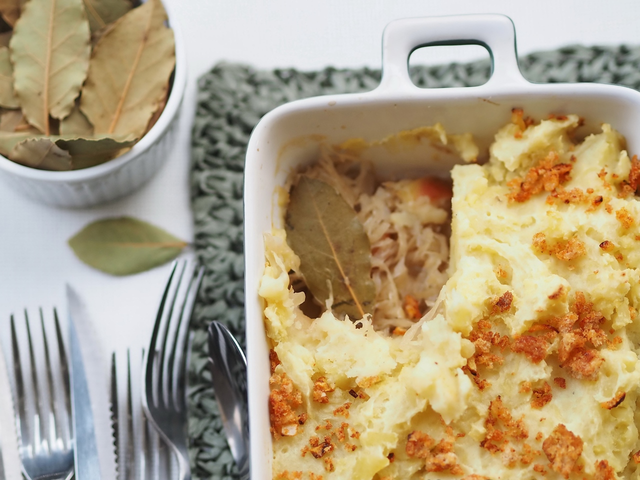 Potato Casserole with Sauerkraut and Apples