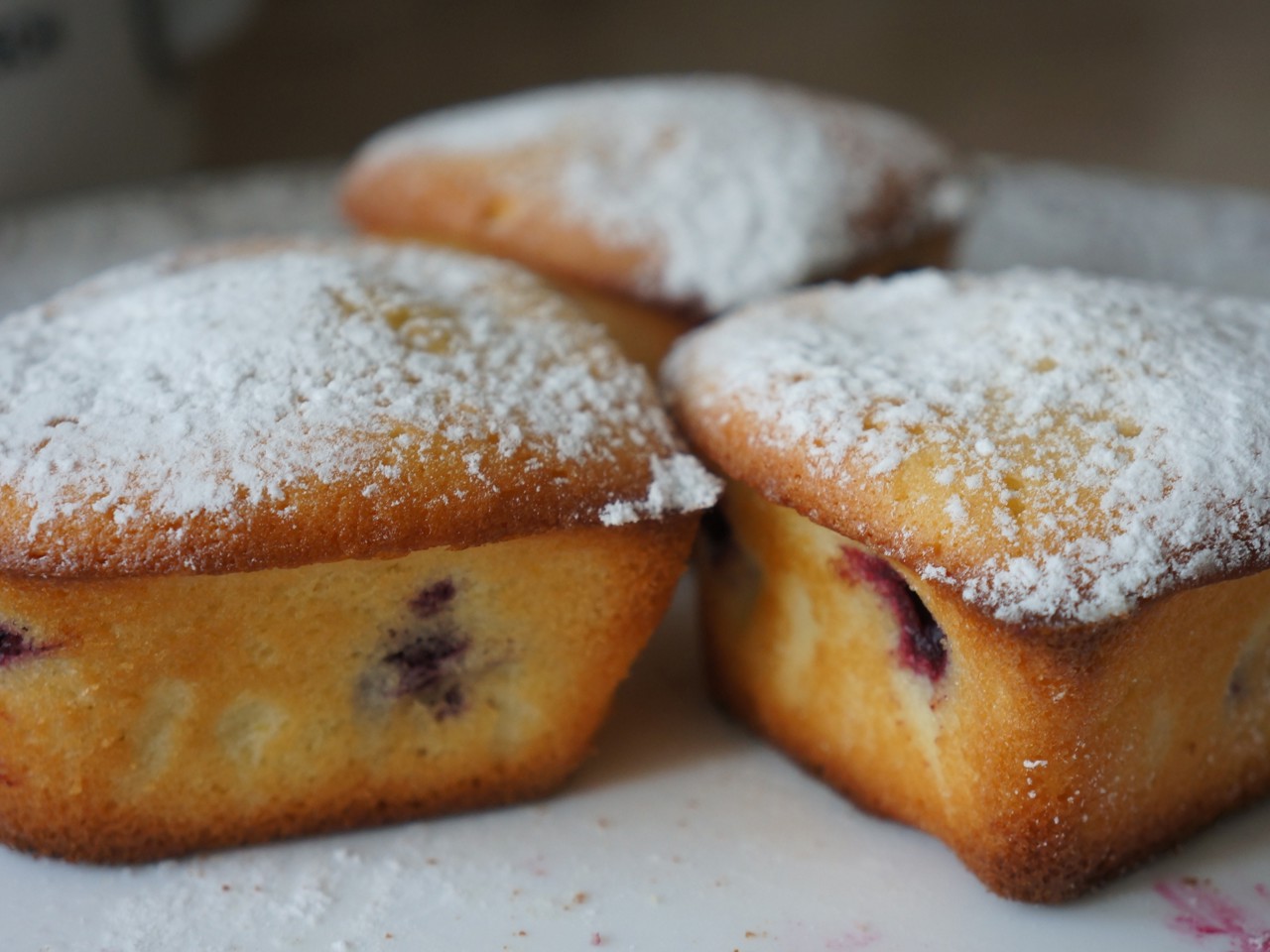 Black Currant and Lemon Zest Cake