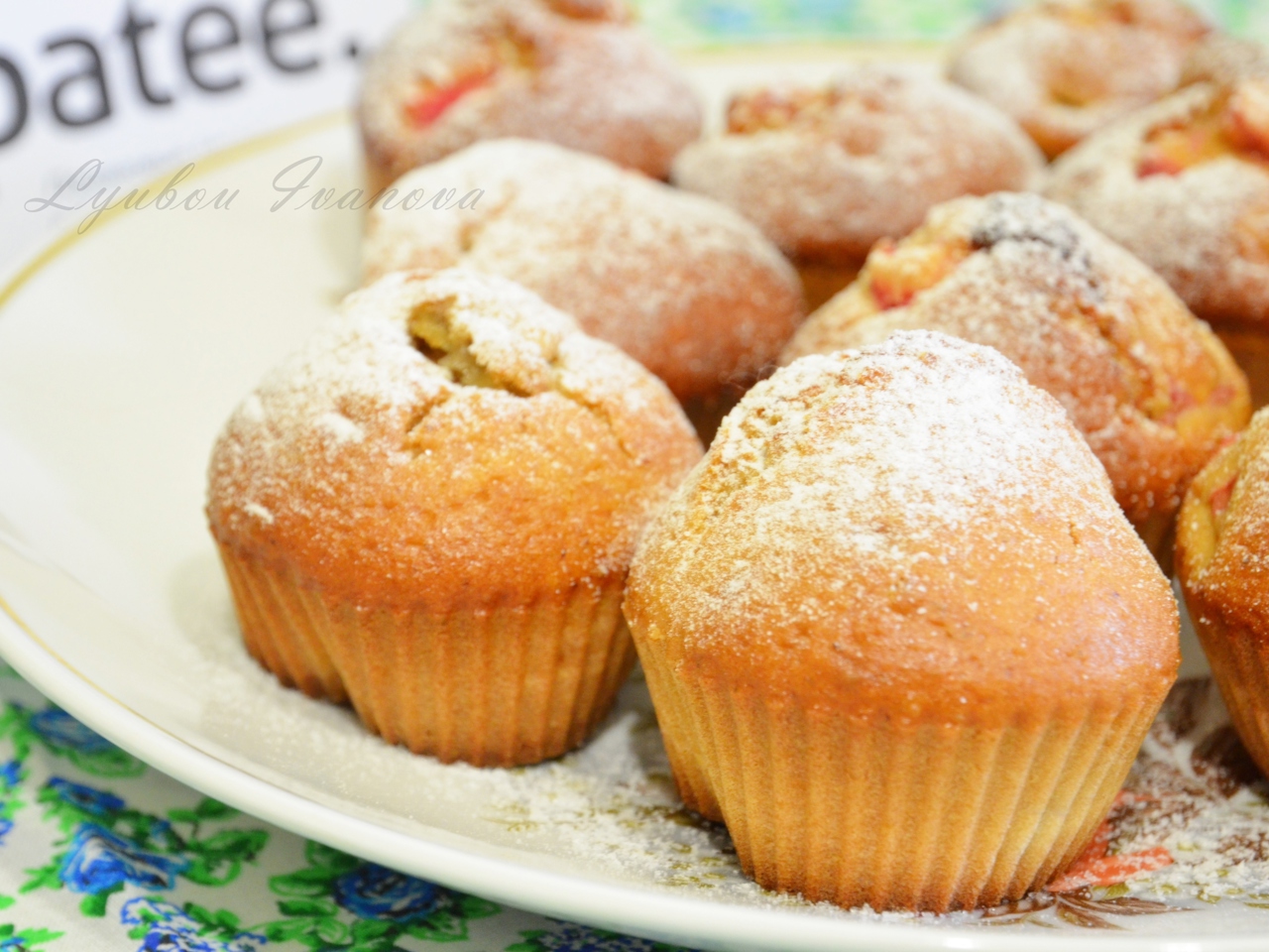 Rhubarb Muffins