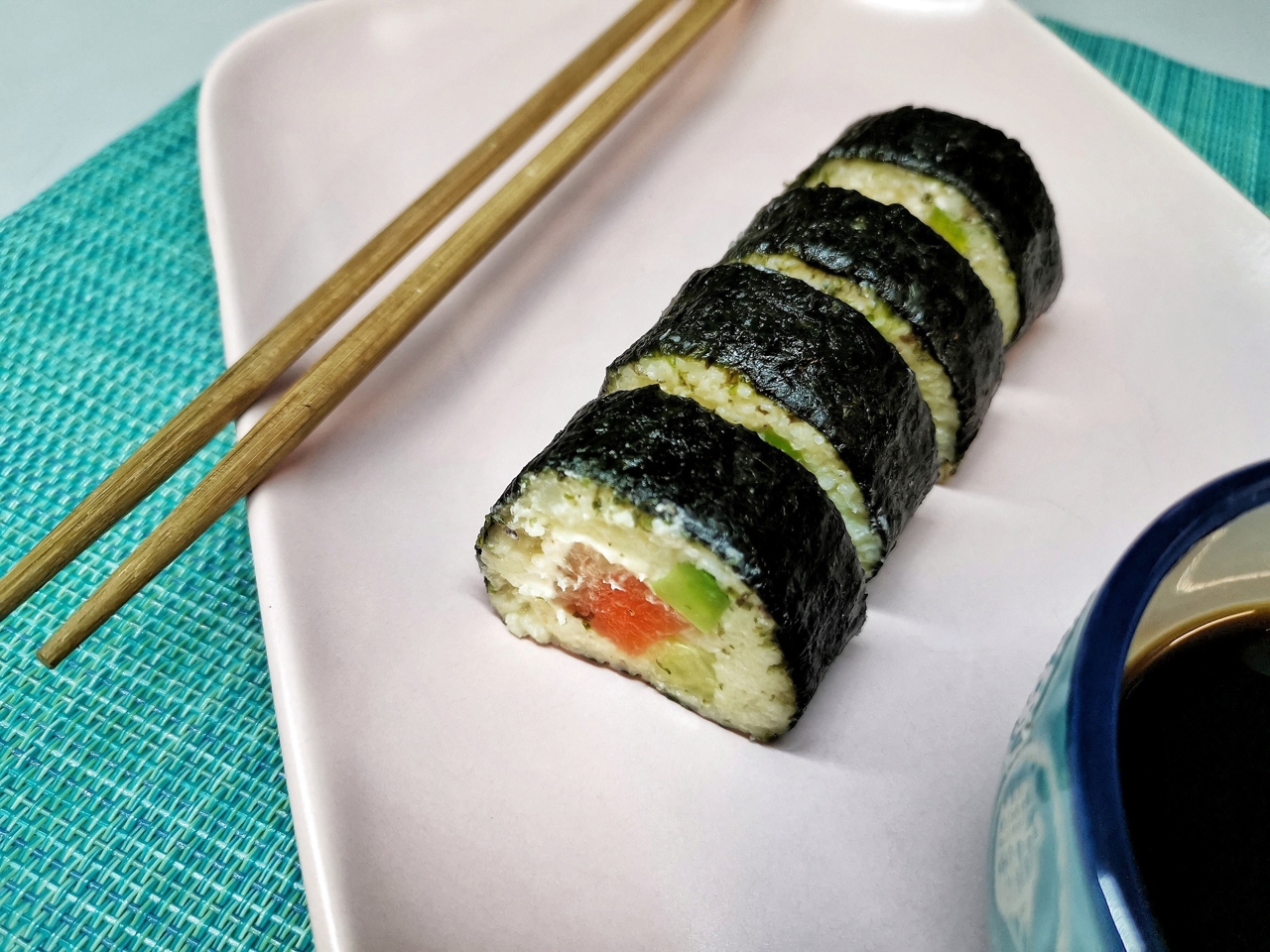 Cauliflower Keto Rolls with Salmon