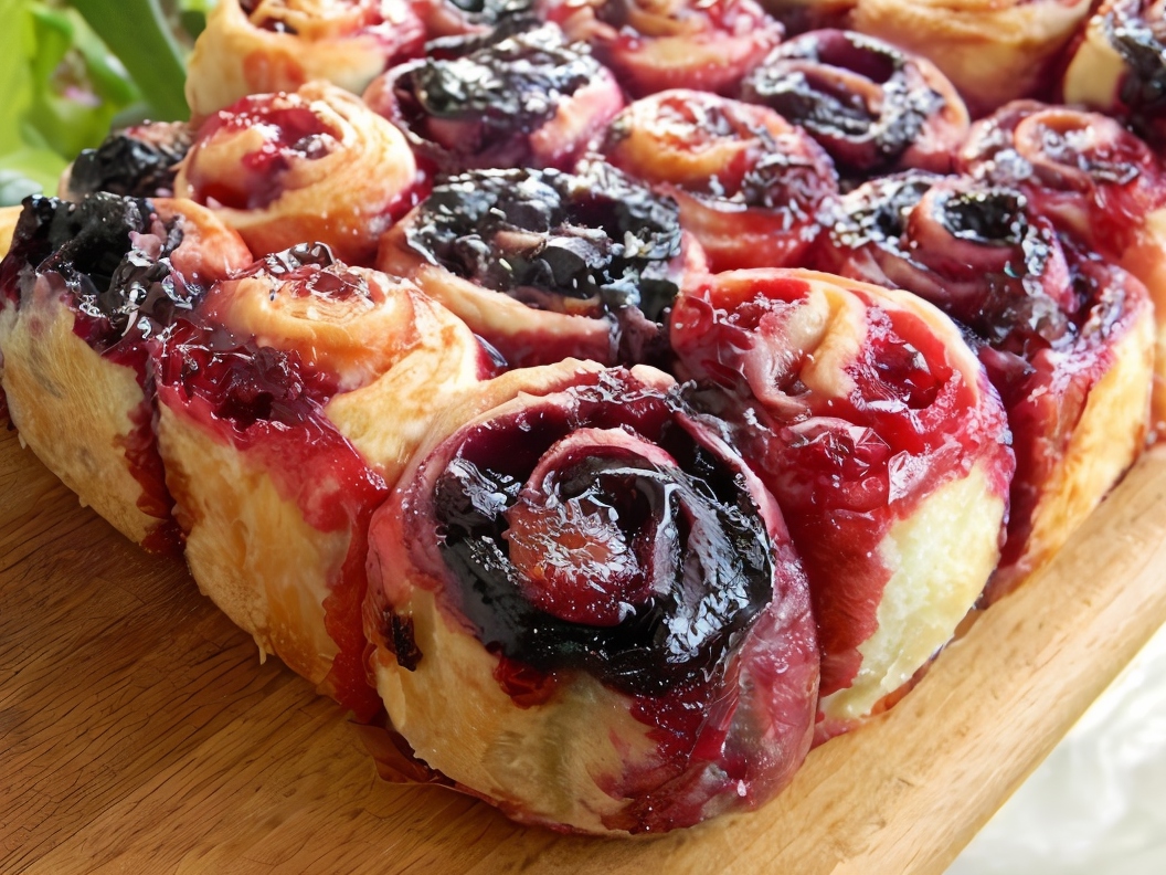 Cranberry Pull-Apart Pie