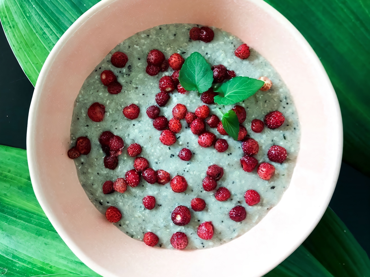 Hemp Porridge with Coconut Milk and Seasonal Berries