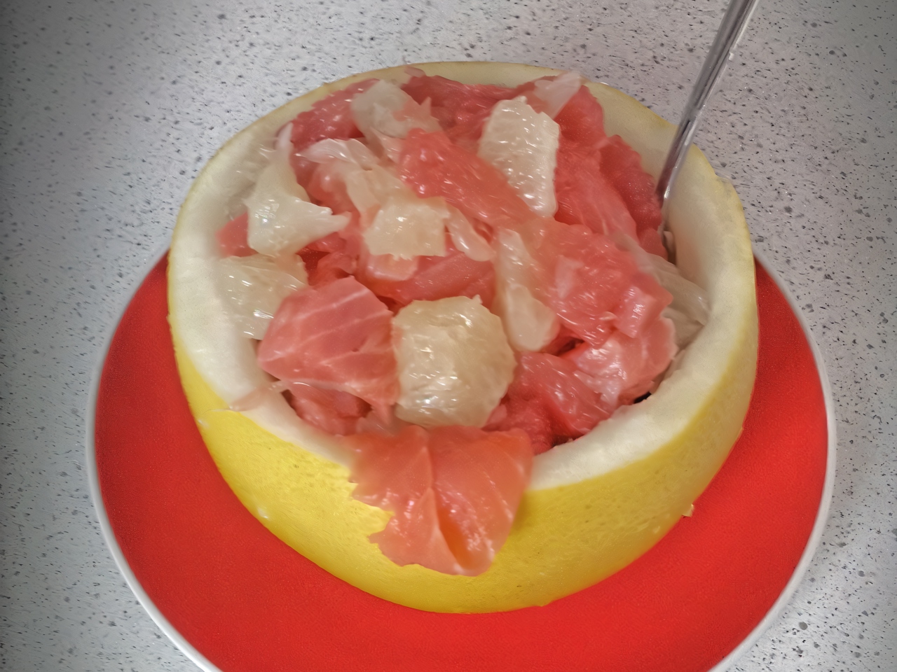 Red Fish with Pomelo