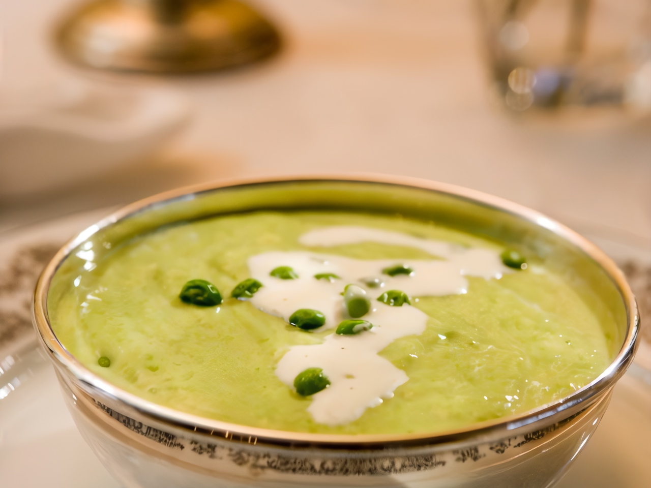 Creamy Pea and Mint Soup