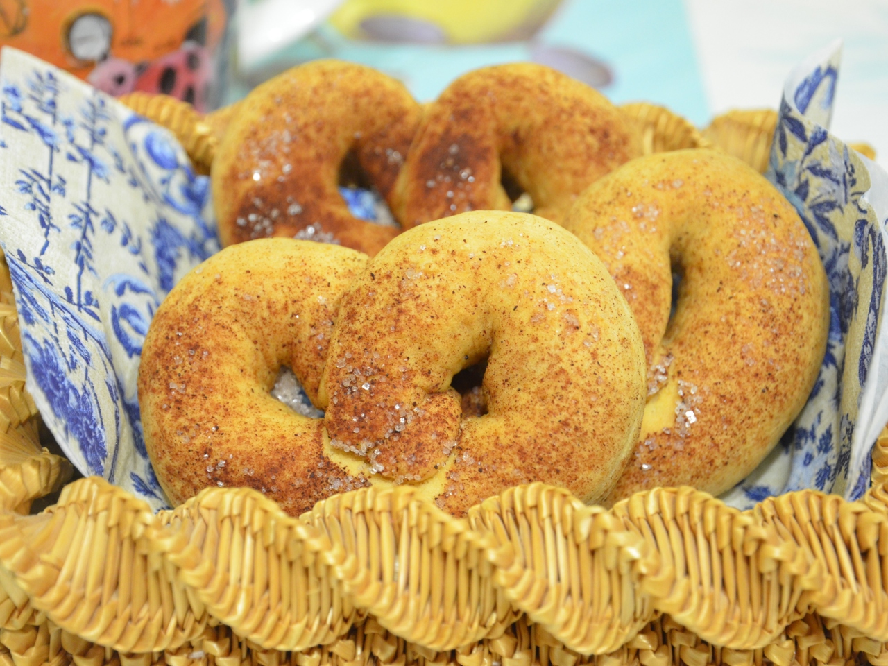 Cinnamon Pretzels