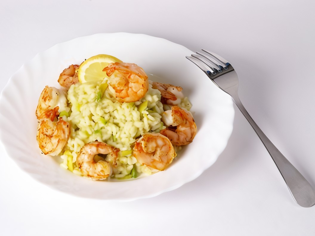 Shrimp with Orange Juice, Onions, and Spices