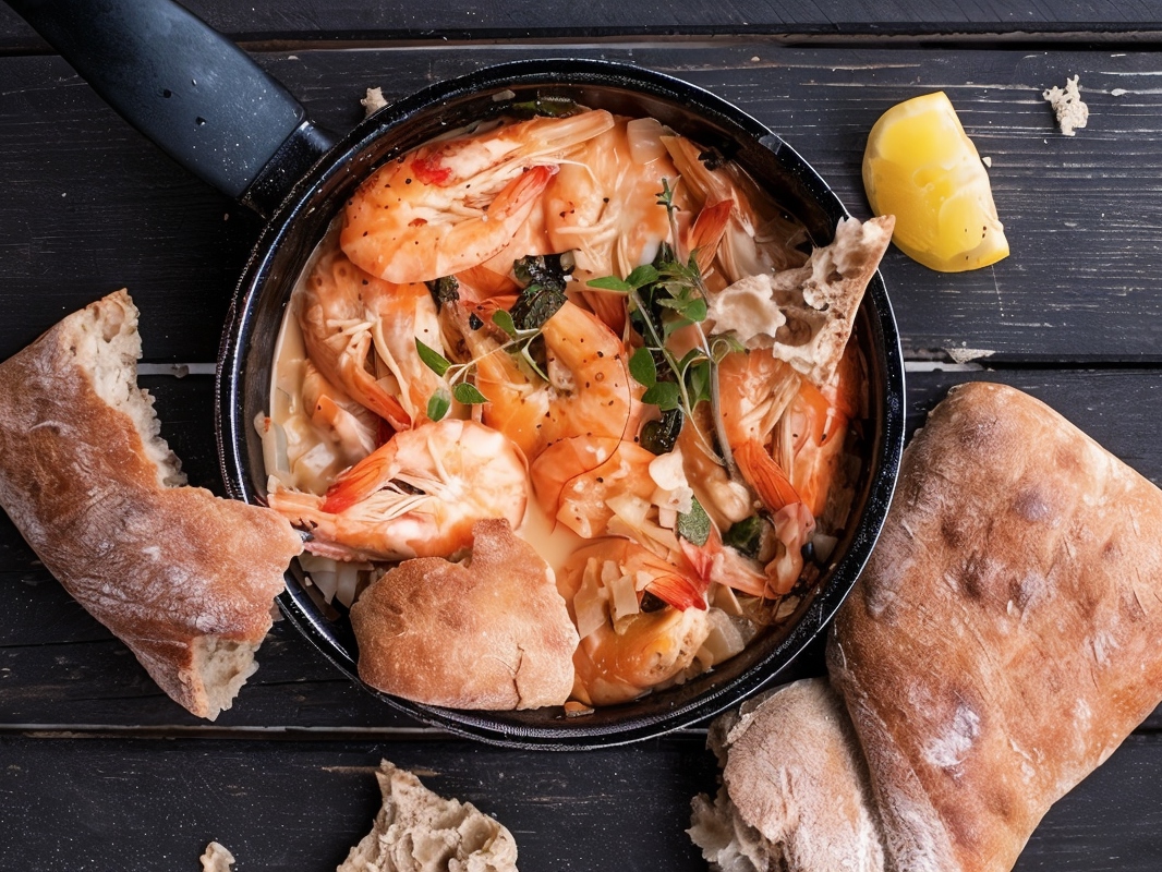 Shrimp in Wine Sauce