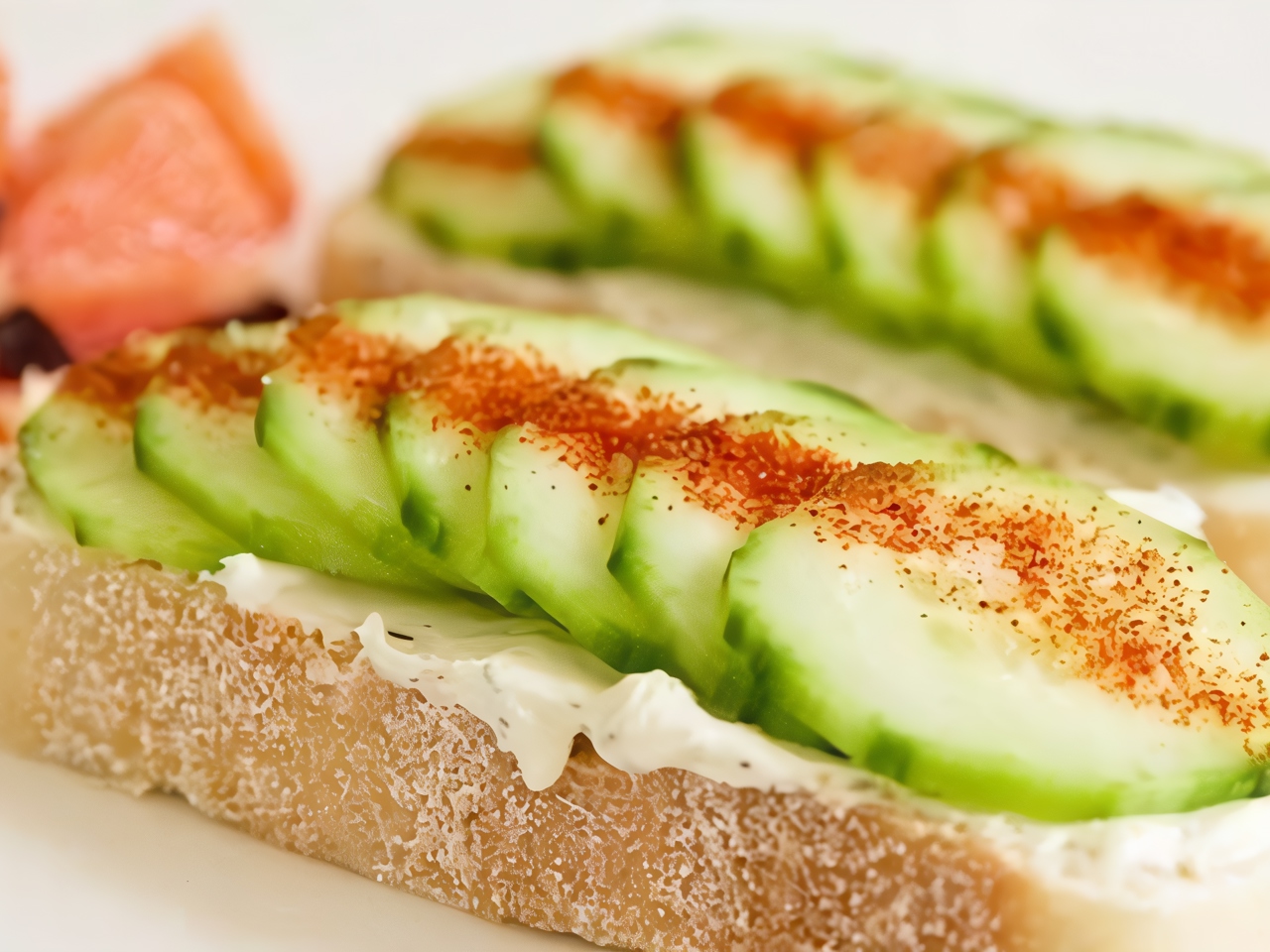 Crostini with Cucumbers