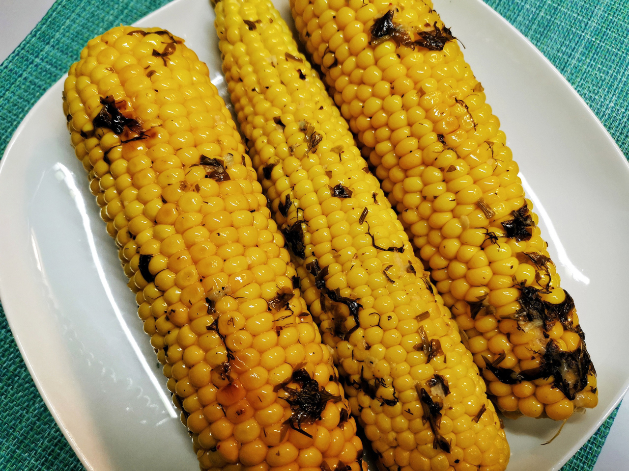 Corn in Garlic Cream Sauce with Herbs