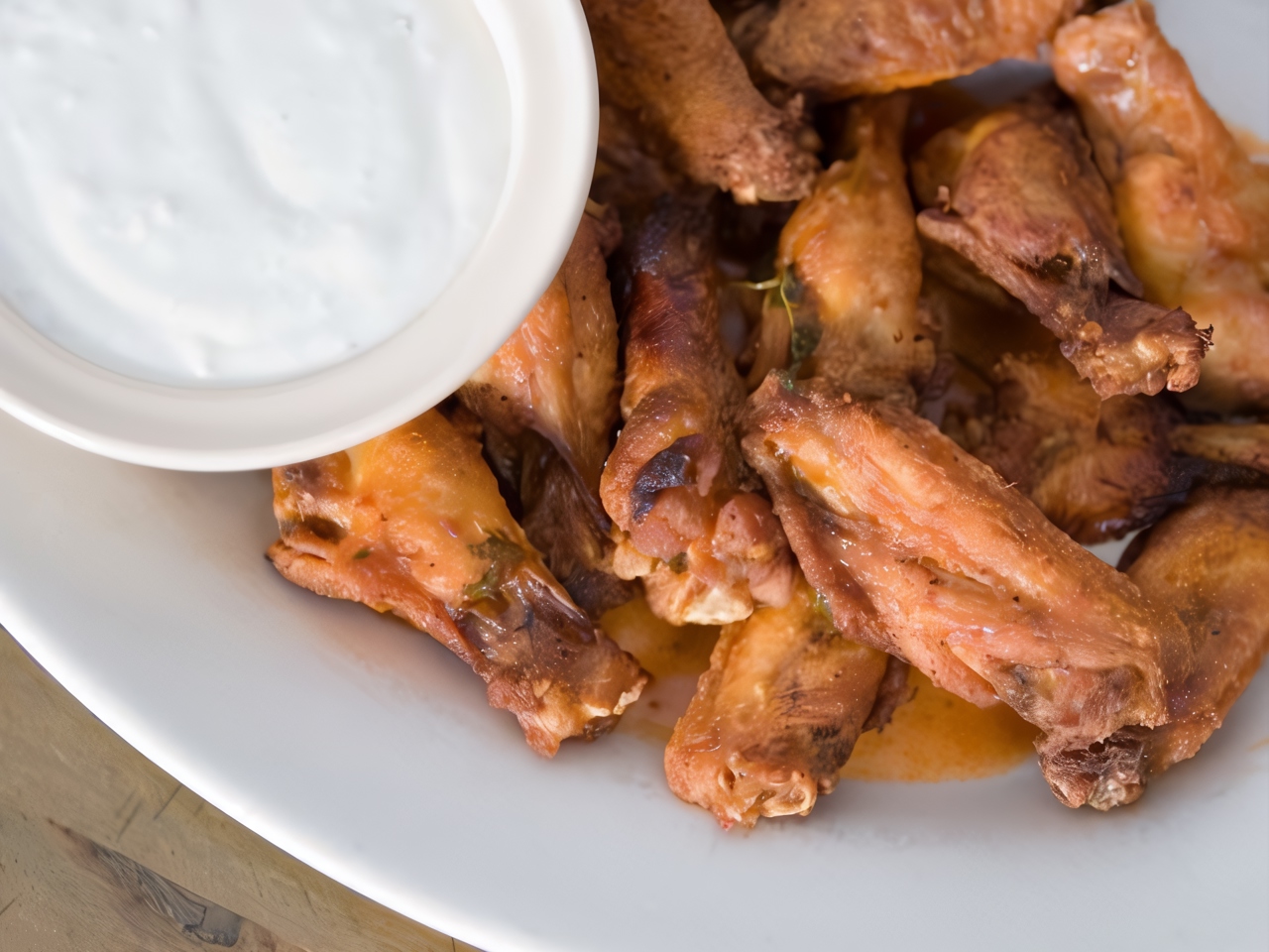 Chicken Wings with Curry and Garlic in Beer