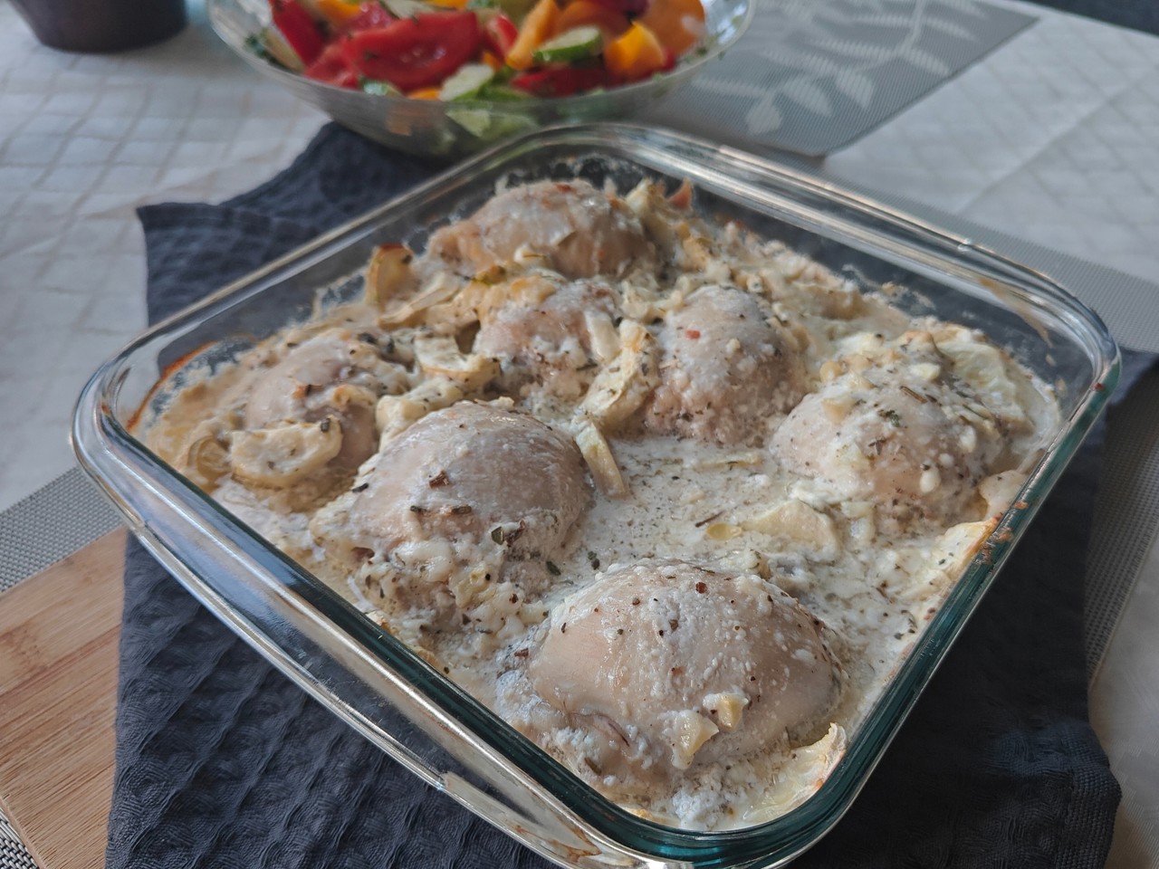 Chicken Thighs with Zucchini and Garlic