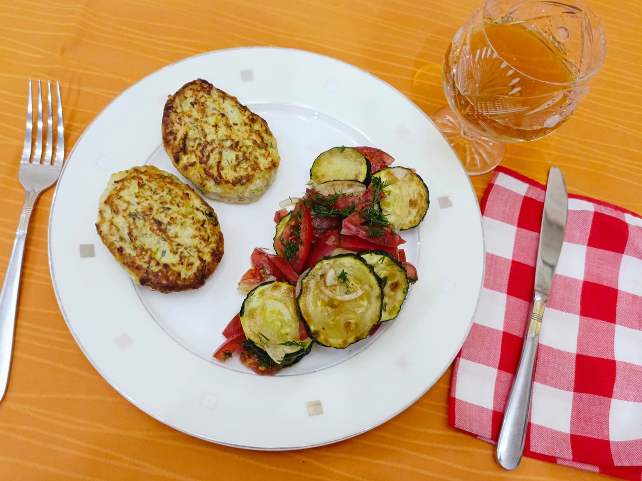 Chicken Cutlets with Zucchini and Dill