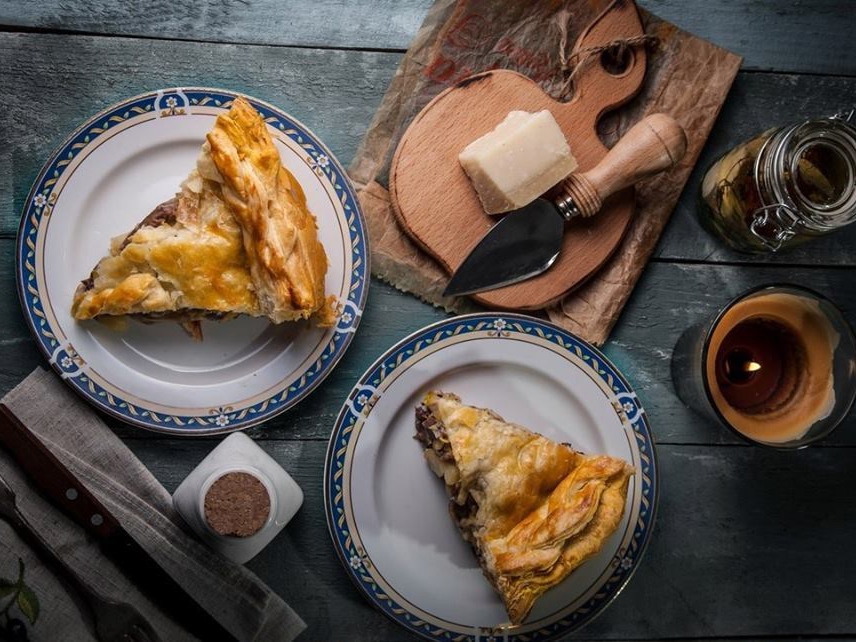 Chicken Broth with Cabbage Pie