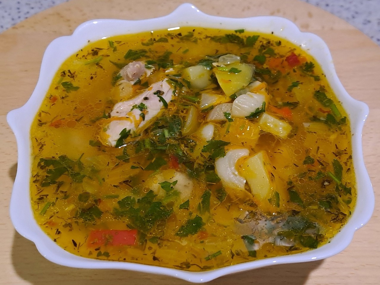Chicken Soup with Bell Peppers and Parsley