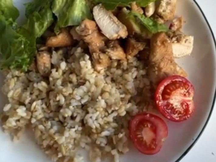 Chicken with Korean Konjac Rice