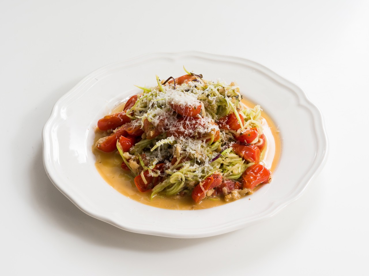 Zucchini Noodles with Tomatoes and Walnuts