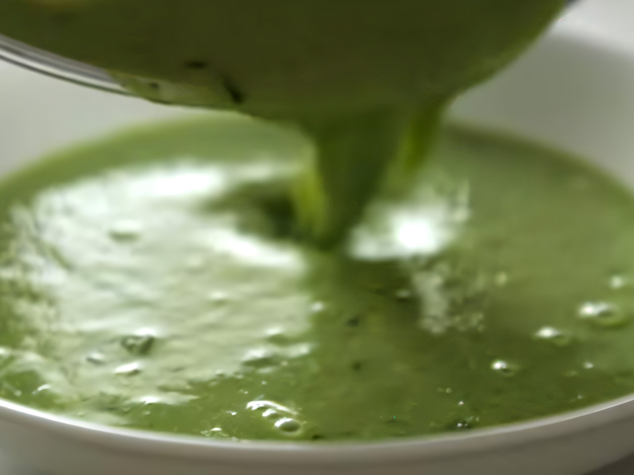 Light Creamy Pea Soup with Herbs