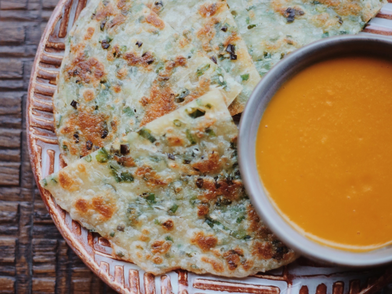 Flatbread with Green Onions and Japanese-Style Curry